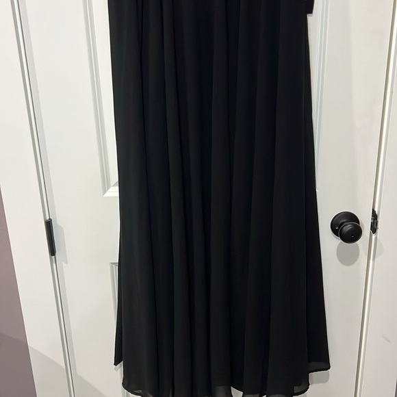 NWT Lulus Black Lace Maxi Dress - Picture 6 of 11